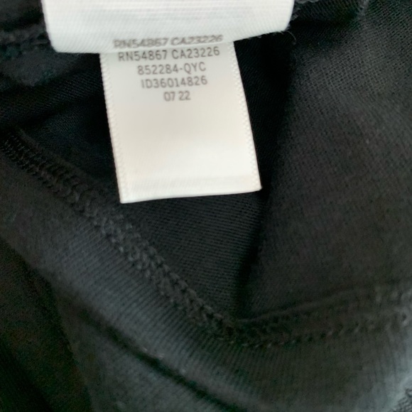 LOVEPINK Tee size large - Picture 5 of 9